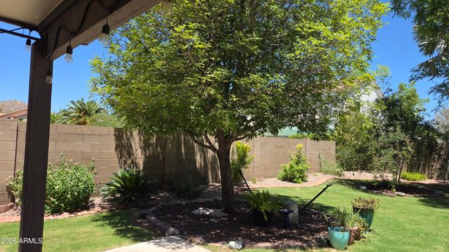 3020 E FRIESS Drive, Phoenix, AZ 85032