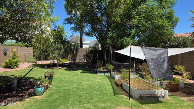 3020 E FRIESS Drive, Phoenix, AZ 85032
