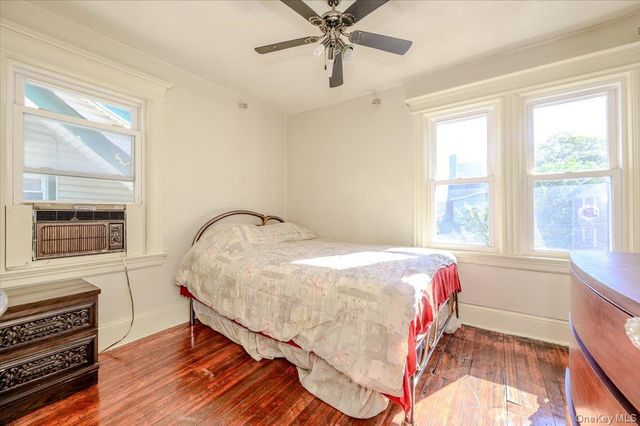 548 Davis Avenue, Staten Island, NY 10310