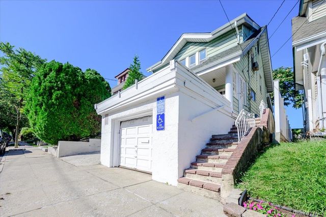 548 Davis Avenue, Staten Island, NY 10310