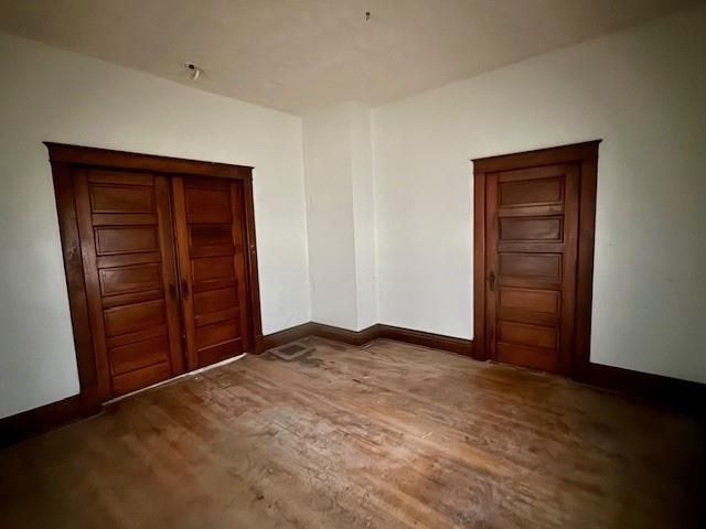 409 E Broadway Street, Excelsior Springs, MO 64024