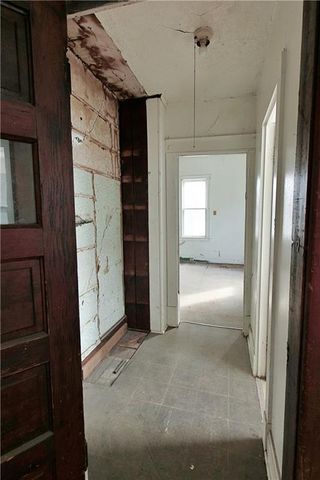 409 E Broadway Street, Excelsior Springs, MO 64024