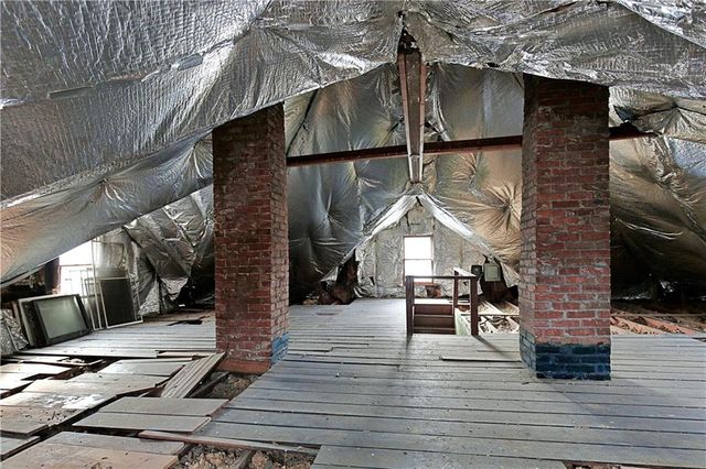 409 E Broadway Street, Excelsior Springs, MO 64024