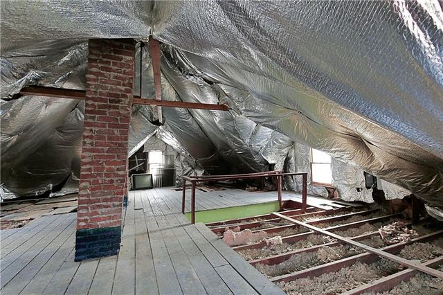 409 E Broadway Street, Excelsior Springs, MO 64024