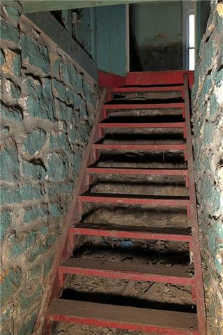 409 E Broadway Street, Excelsior Springs, MO 64024