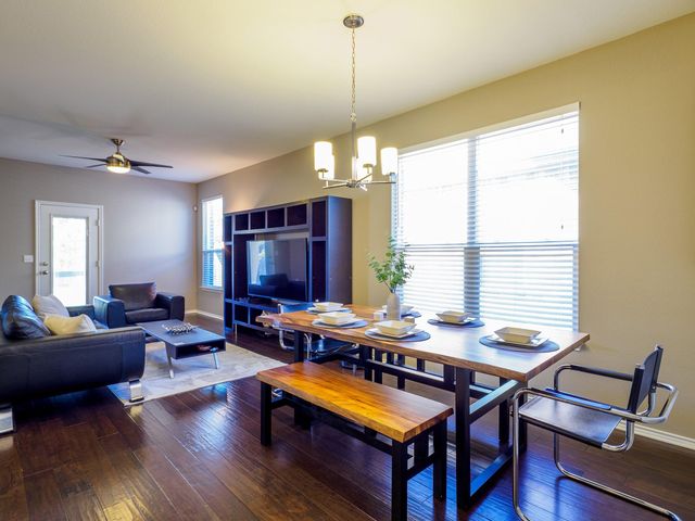 1509 Berlin LN, Austin, TX 78753