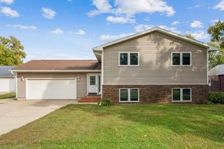 825 Jones Road, Evansdale, IA 50707