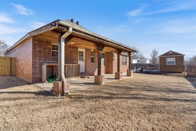 3727 Brightwater Place, Fayetteville, AR 72704