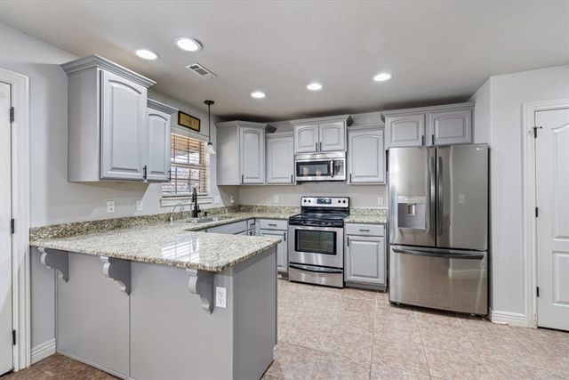 3727 Brightwater Place, Fayetteville, AR 72704