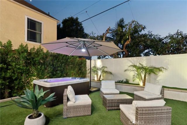 2227 N Lamer Street, Burbank, CA 91504