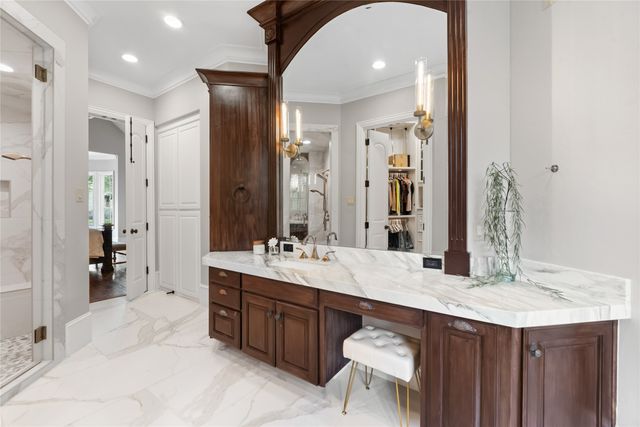 4705 Tour 18 Drive, Flower Mound, TX 75022