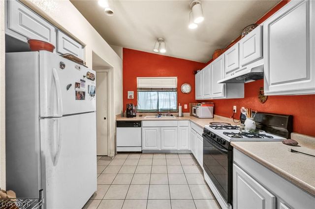 3380 Blue Ash Lane, Las Vegas, NV 89122