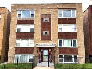 7718 S Jeffery Boulevard GN, Chicago, IL 60649