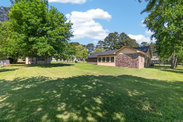 2101 Kamak Drive, Beebe, AR 72012