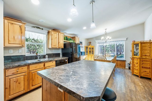 153348 Little River Loop, La Pine, OR 97739