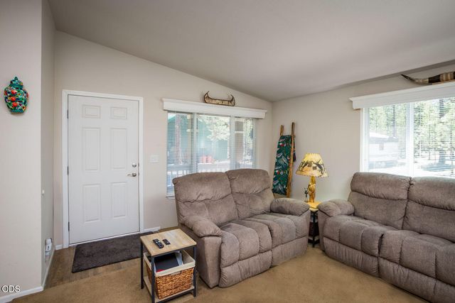153348 Little River Loop, La Pine, OR 97739