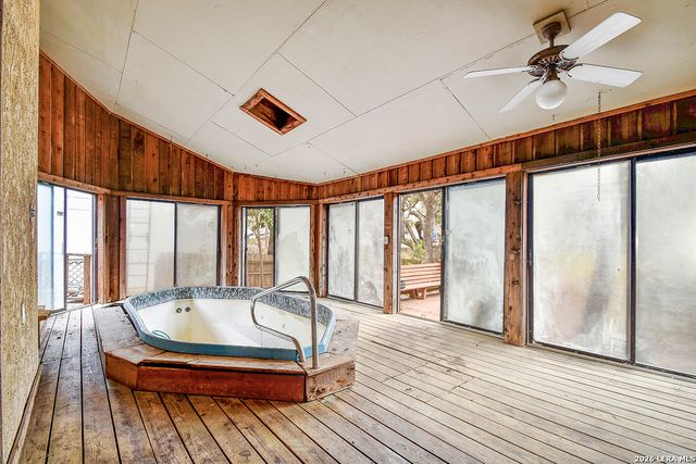 1734 Donerail, San Antonio, TX 78248