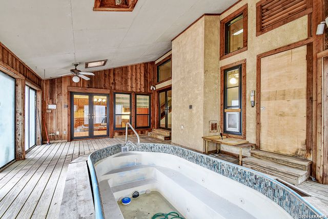 1734 Donerail, San Antonio, TX 78248