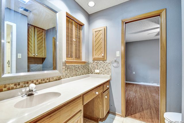 1734 Donerail, San Antonio, TX 78248