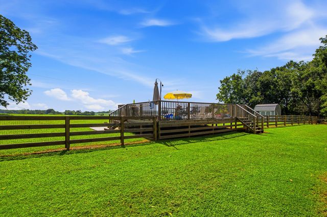 6425 Highway 25, E, Springfield, TN 37172