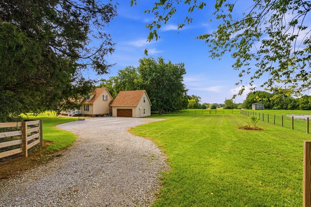 6425 Highway 25, E, Springfield, TN 37172