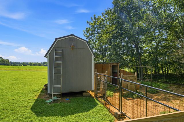 6425 Highway 25, E, Springfield, TN 37172