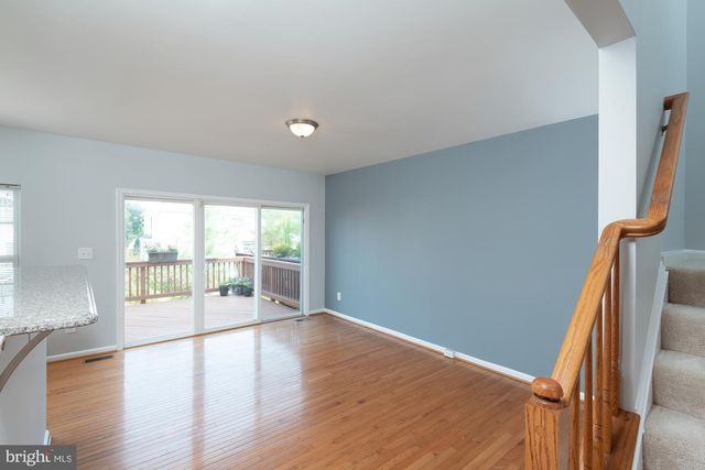 42724 ROLLING ROCK SQ, Chantilly, VA 20152