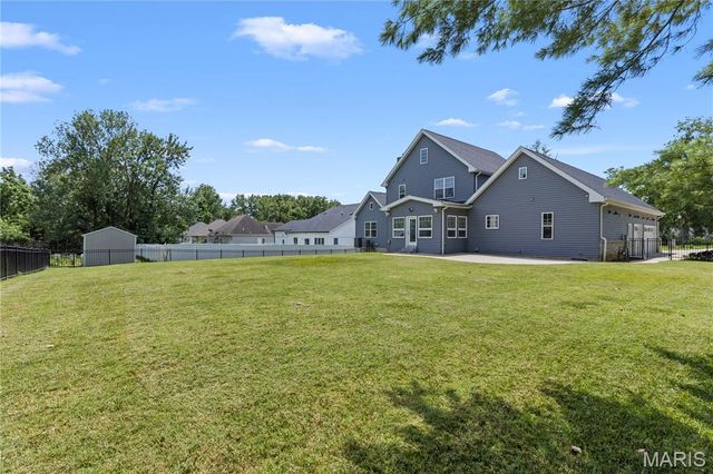 20 Millwell Drive, Maryland Heights, MO 63043