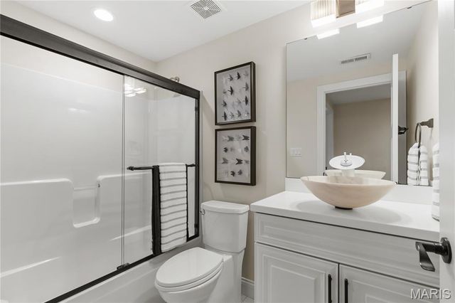 20 Millwell Drive, Maryland Heights, MO 63043