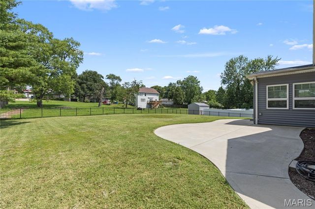 20 Millwell Drive, Maryland Heights, MO 63043