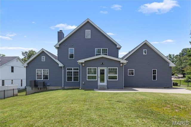 20 Millwell Drive, Maryland Heights, MO 63043