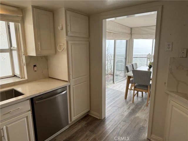 1230 E Ocean 303, Long Beach, CA 90802