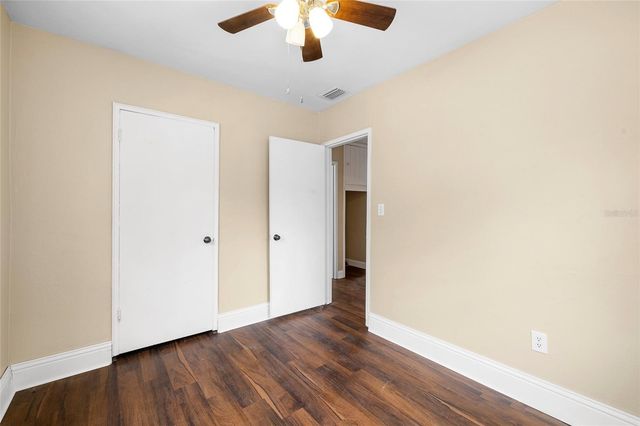 3904 S CLARK AVENUE, Tampa, FL 33611