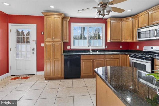 120 SECOND ST, Rancocas, NJ 08073