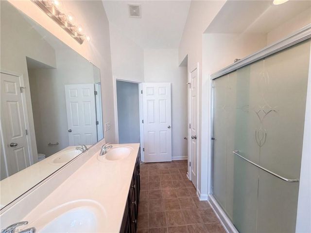 2722 Quail Oaks Drive, Greensboro, NC 27405