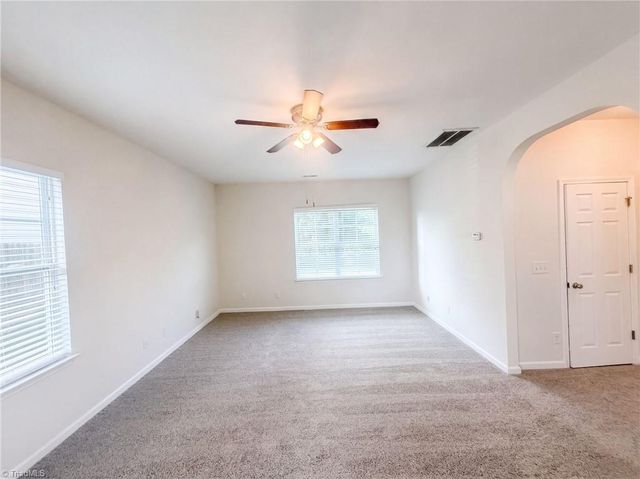 2722 Quail Oaks Drive, Greensboro, NC 27405