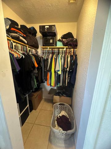 607 SE Dean Terrace, Port St. Lucie, FL 34984