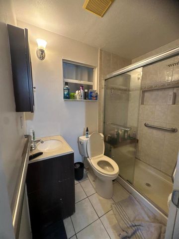 607 SE Dean Terrace, Port St. Lucie, FL 34984