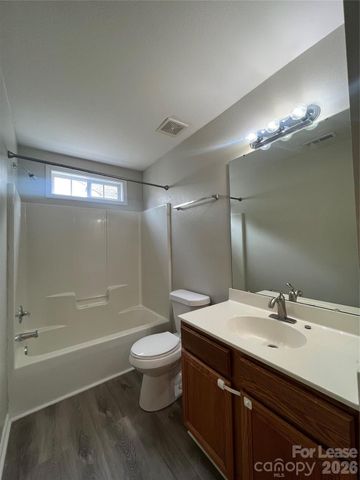 325 Ross Moore Avenue, Charlotte, NC 28205