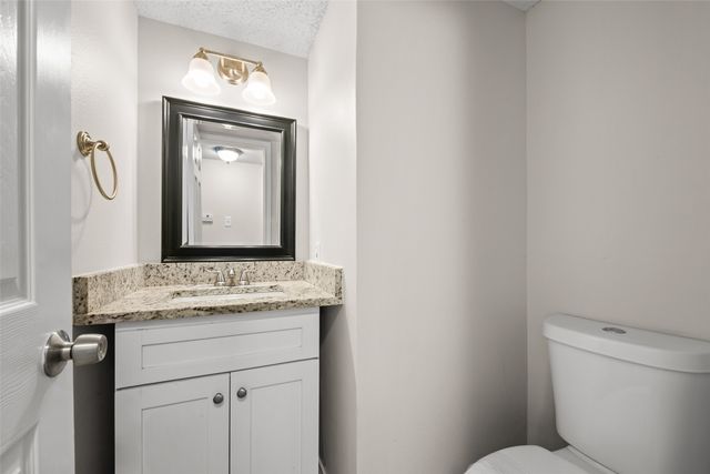 1801 Spanish Trail, Irving, TX 75060