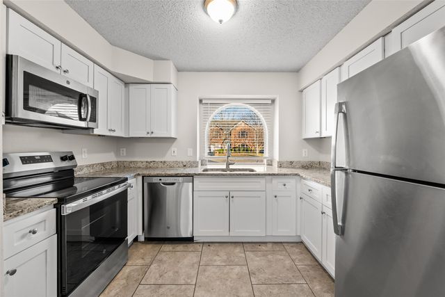 1801 Spanish Trail, Irving, TX 75060