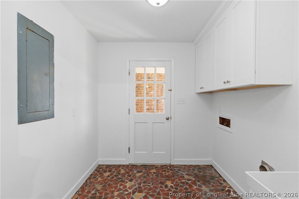 12785 421 Highway N, Newton Grove, NC 28366 — photo 10