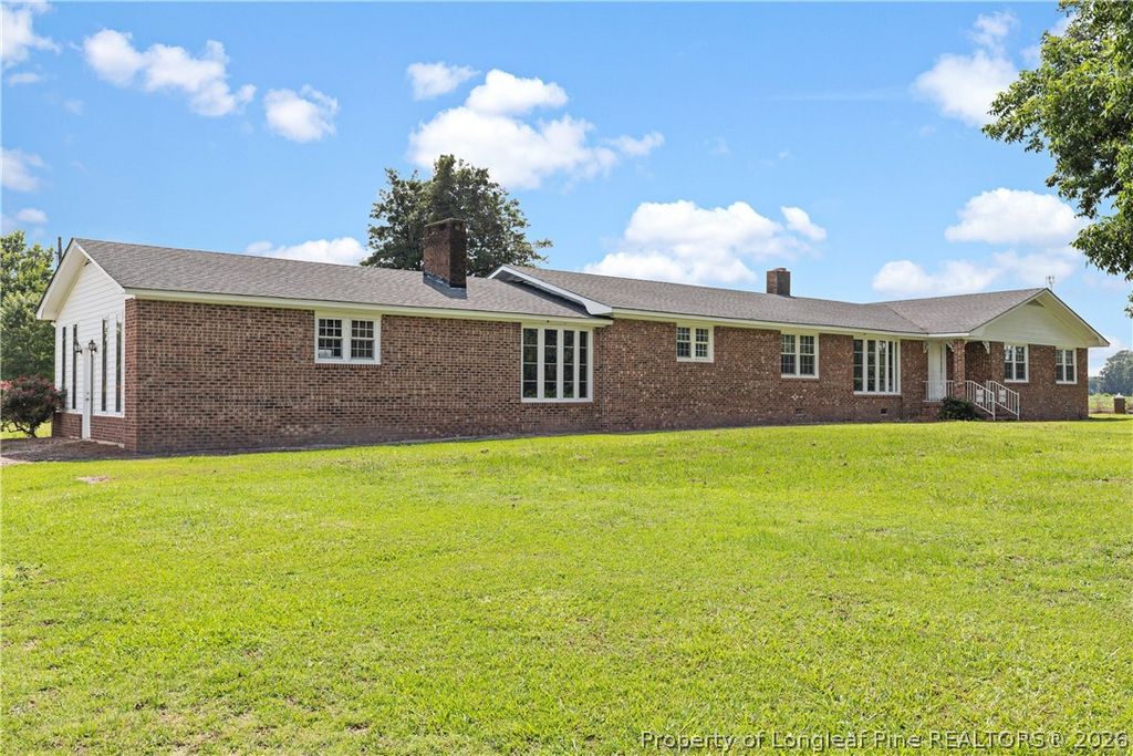 12785 421 Highway N, Newton Grove, NC 28366 — photo 2