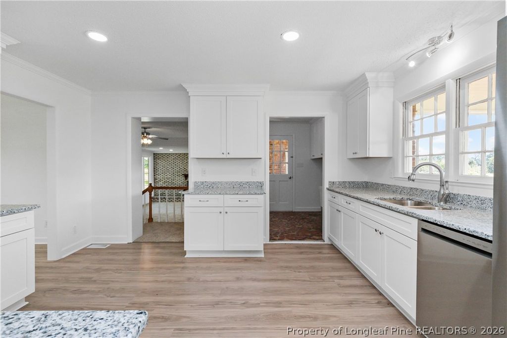 12785 421 Highway N, Newton Grove, NC 28366 — photo 9