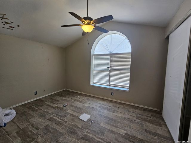 16903 Vista Forest Dr, San Antonio, TX 78247