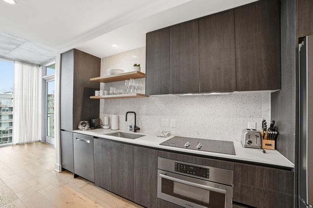 48 East Ave 1301, Austin, TX 78701