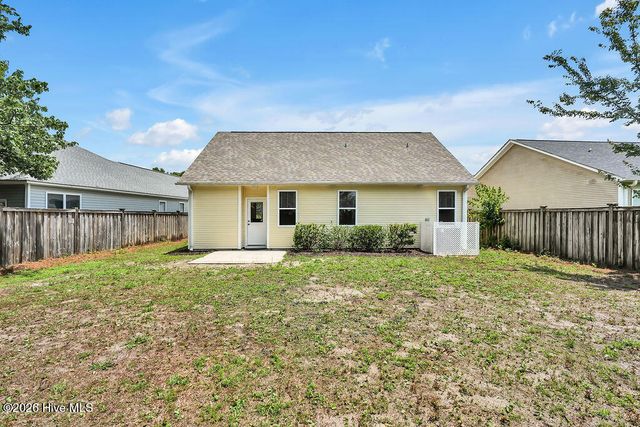 279 Coralstone Court, Leland, NC 28451