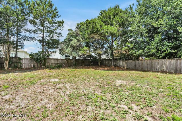 279 Coralstone Court, Leland, NC 28451