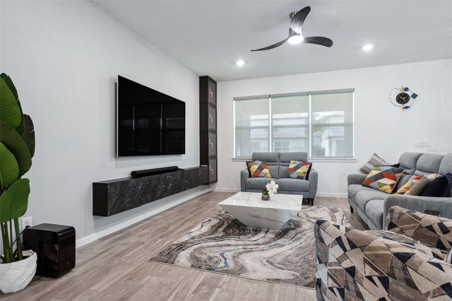 17801 WIND CHIME ROW, Land O Lakes, FL 34638