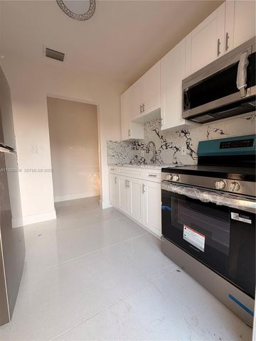 415 NW 29th Ter, Fort Lauderdale, FL 33311